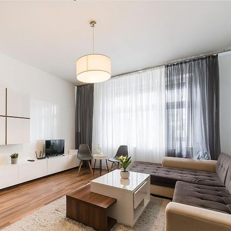 Apartia Vlhka, Brno-Center エクステリア 写真